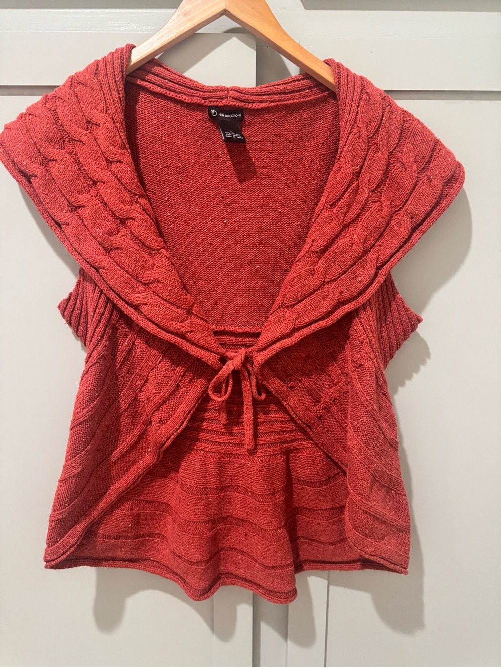 New Directions Knit Hooded Shrug in Red Size Large